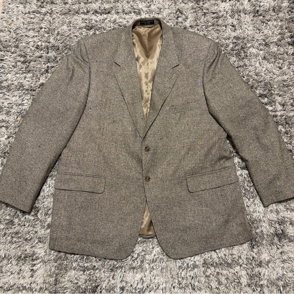 Elegant Men's Brown Blazer